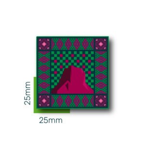 PRODUCT IMAGE 05-02 ملصق معدني عِزنّا بطموحنا